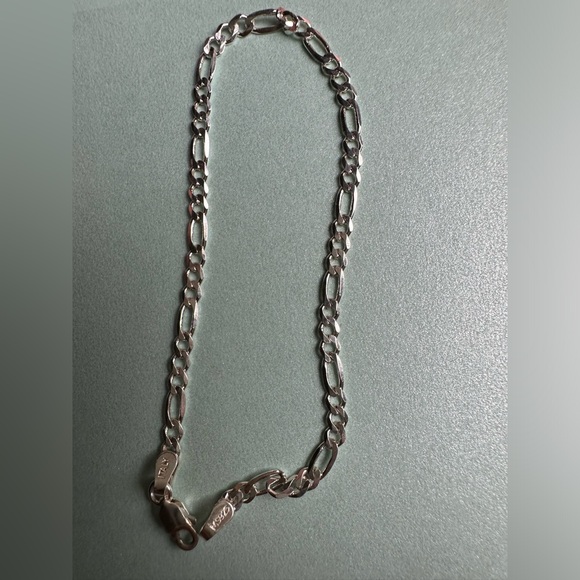 Other - Bracelet 7.5